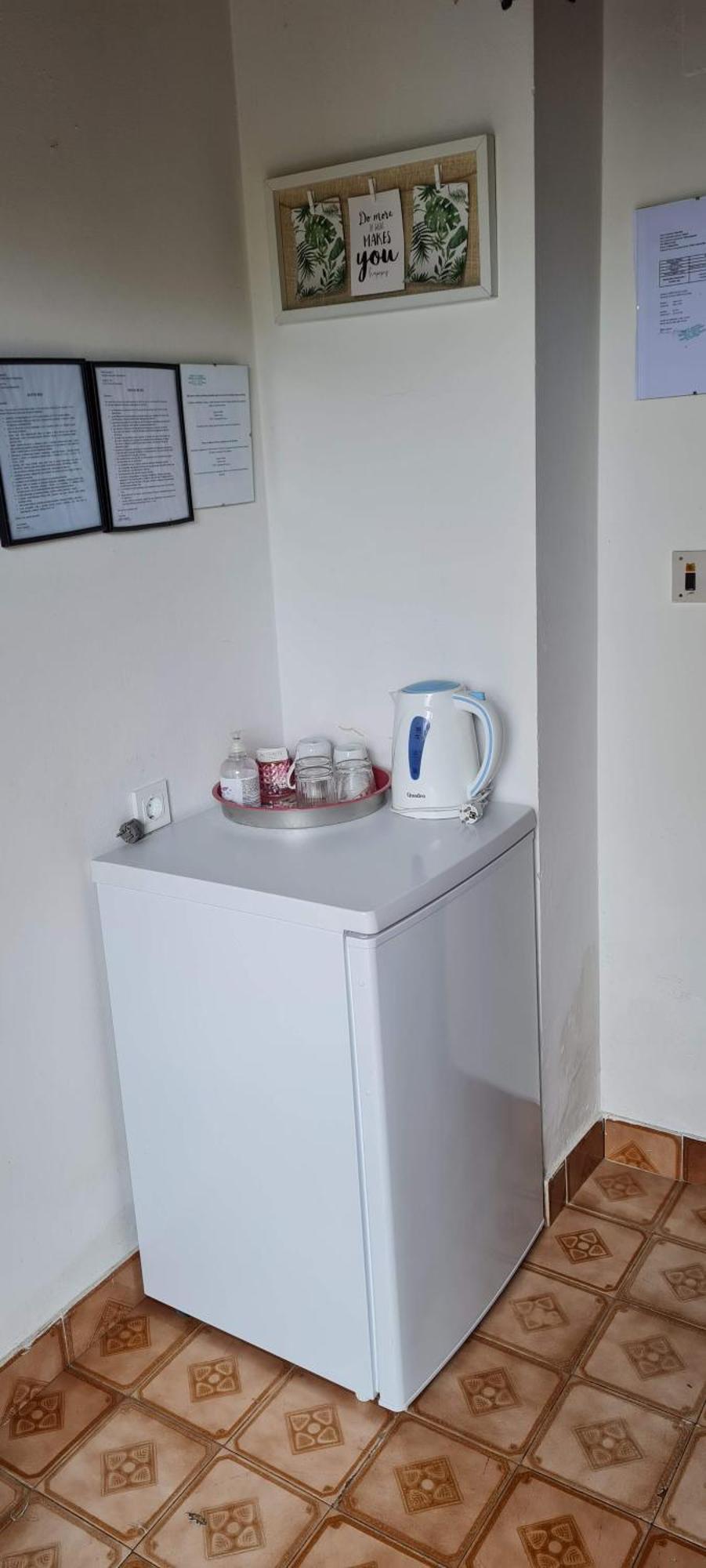 Sobe Zimmer Rooms Nika Tusilovic Værelse billede